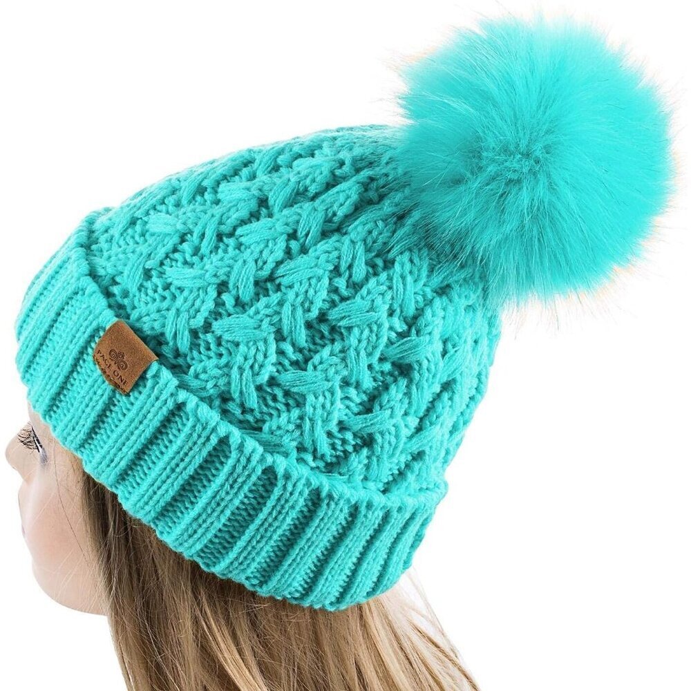 Women’s Green Winter Ribbed Beanie Hat Chunky Cable Knit Pompom Warm - Picture 3 of 6